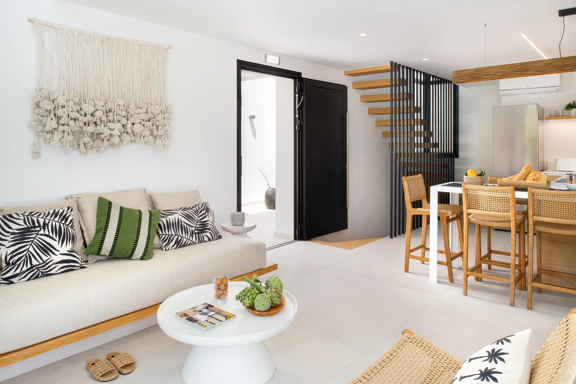 Seasalt Luxury VIllas-4-Bedroom Villa with Private Pool dnevna soba